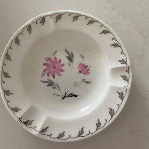 Wedgewood vintage ashtray